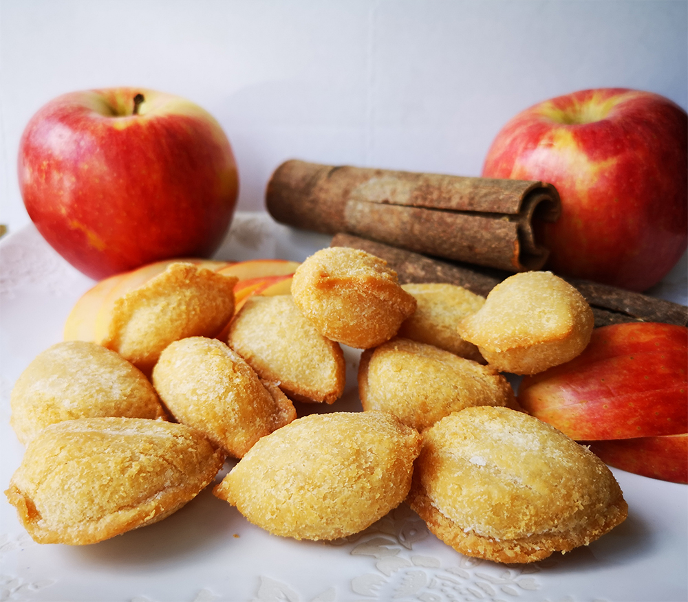 Apple Pie Bites (8)